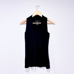 MERCER & MADISON Black Tank Top